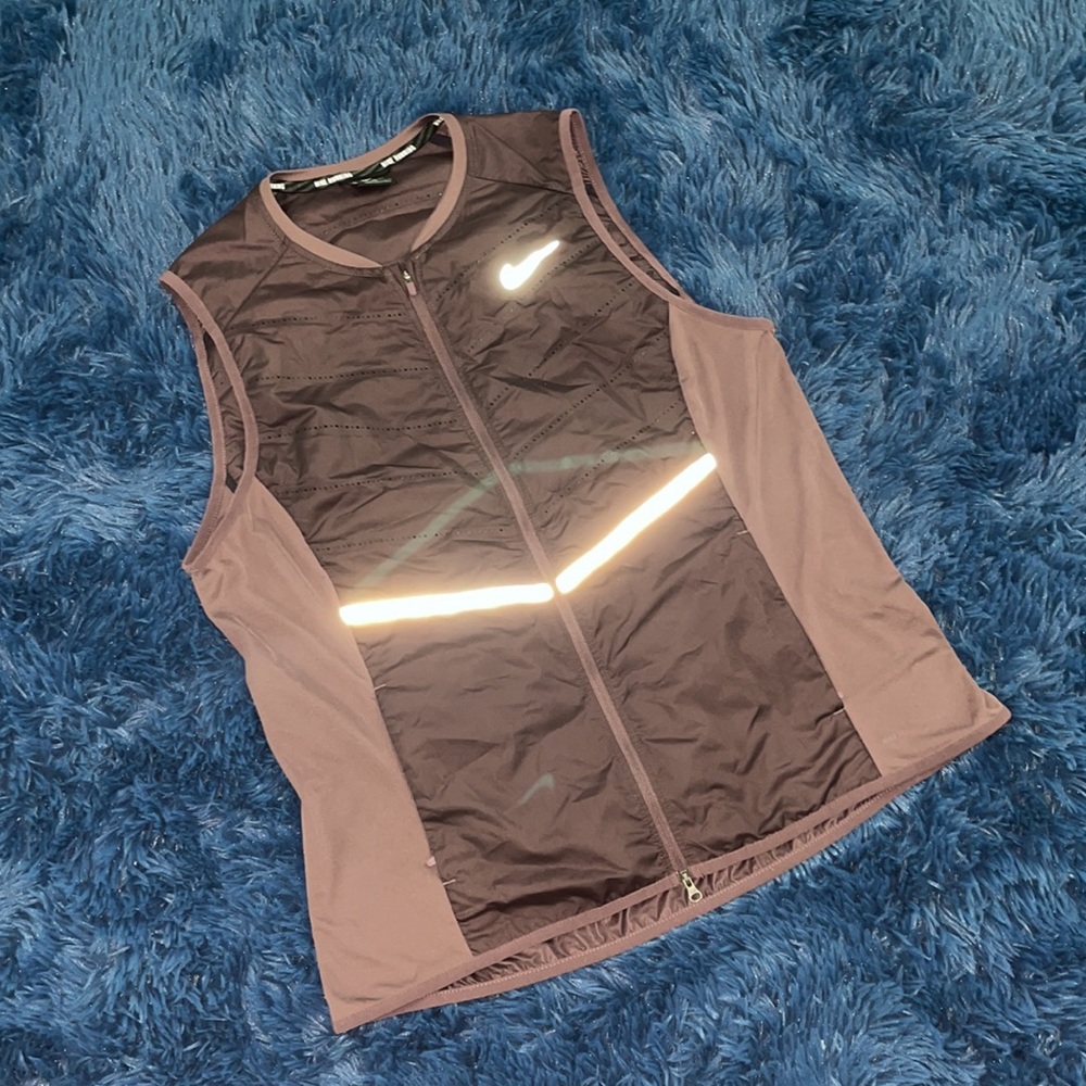 Nike Aeroloft Vest Plum / Purple XL women’s